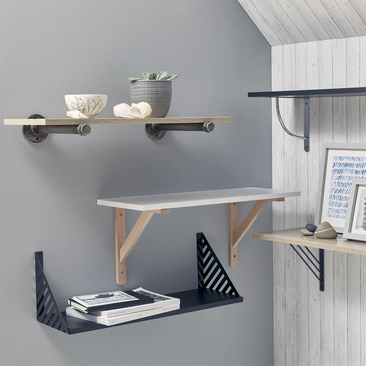 None Tri Bracket - Charcoal - 195x195mm - Image 2